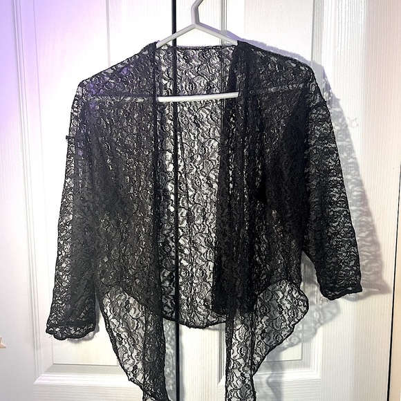 Black Lace Floral Cardigan 3/4 Sleeves Whimsigoth shrug tie up wrap bolero - Picture 2 of 2